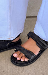 Taishi Black Sandals