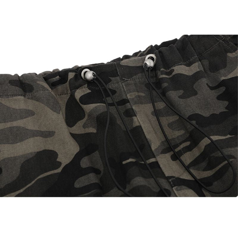 Camouflage Pleated Cargo Pants