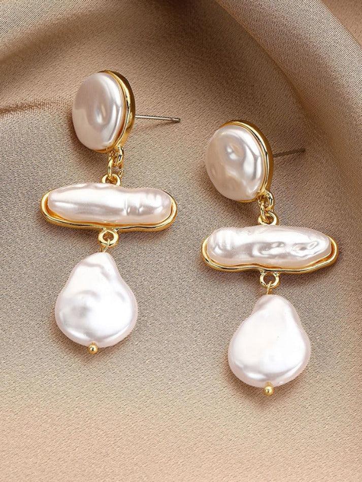 Baroque Irregular Faux Pearl Linked Earring