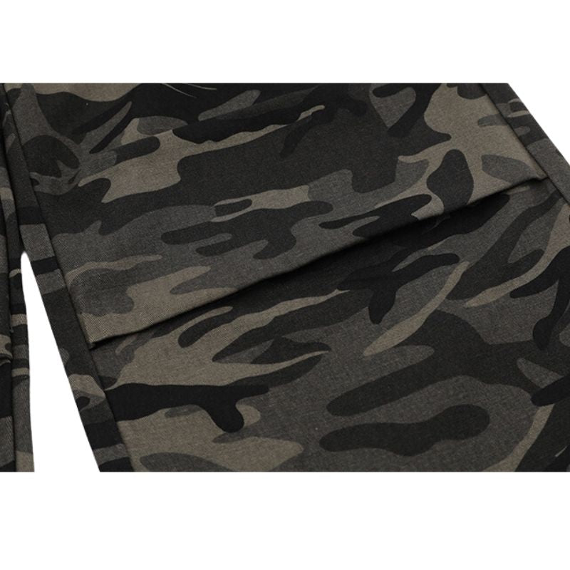 Camouflage Pleated Cargo Pants