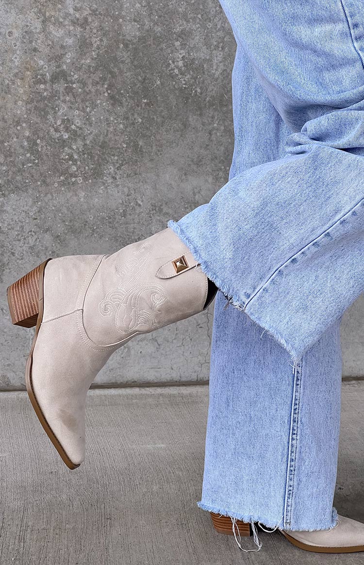Billini Darla Sand Cowboy Boots