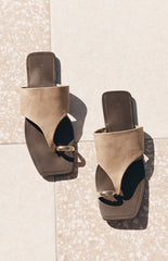 Billini Antonella Tan Slides