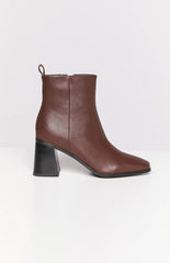 Svea Brunette Ankle Boots