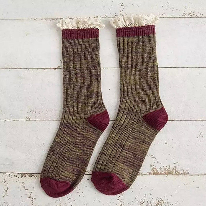 Cottage Ruffled Knit Socks