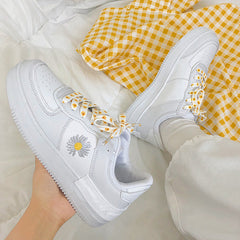 Daisy Sneakers