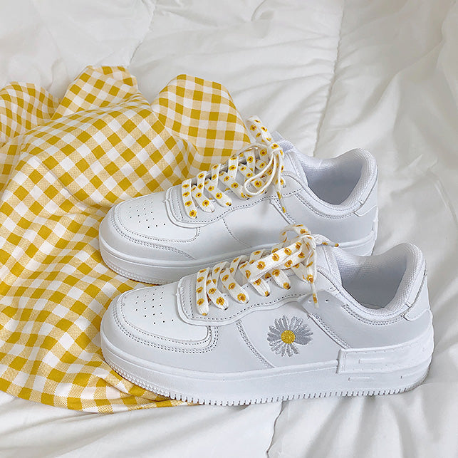 Daisy Sneakers