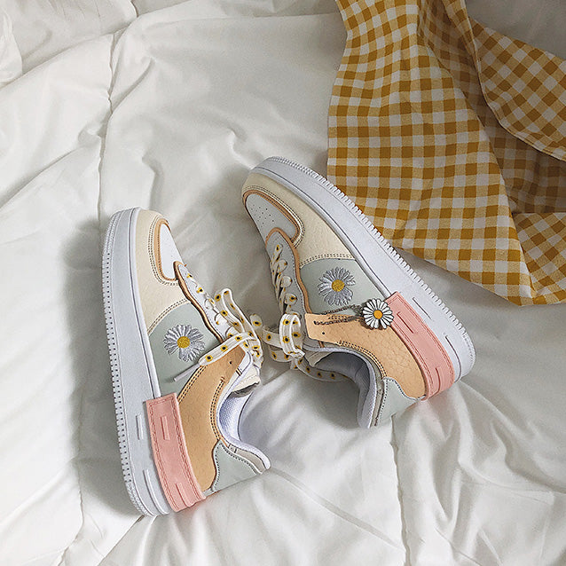 Daisy Sneakers