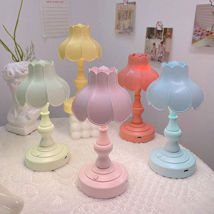 Danish Pastel Lotus Desk Lamp