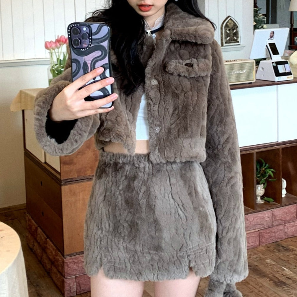 Milk Tea Pom Fur Set ~ HANDMADE