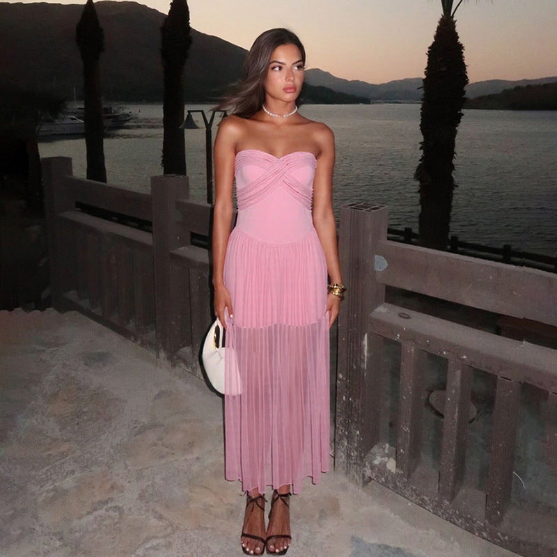 Elegant Sleeveless Tulle Dress with Waist