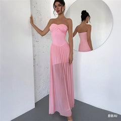 Elegant Sleeveless Tulle Dress with Waist