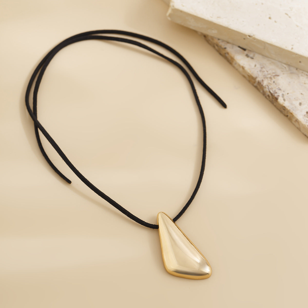 Metal Drop Pendant Wax String Necklace