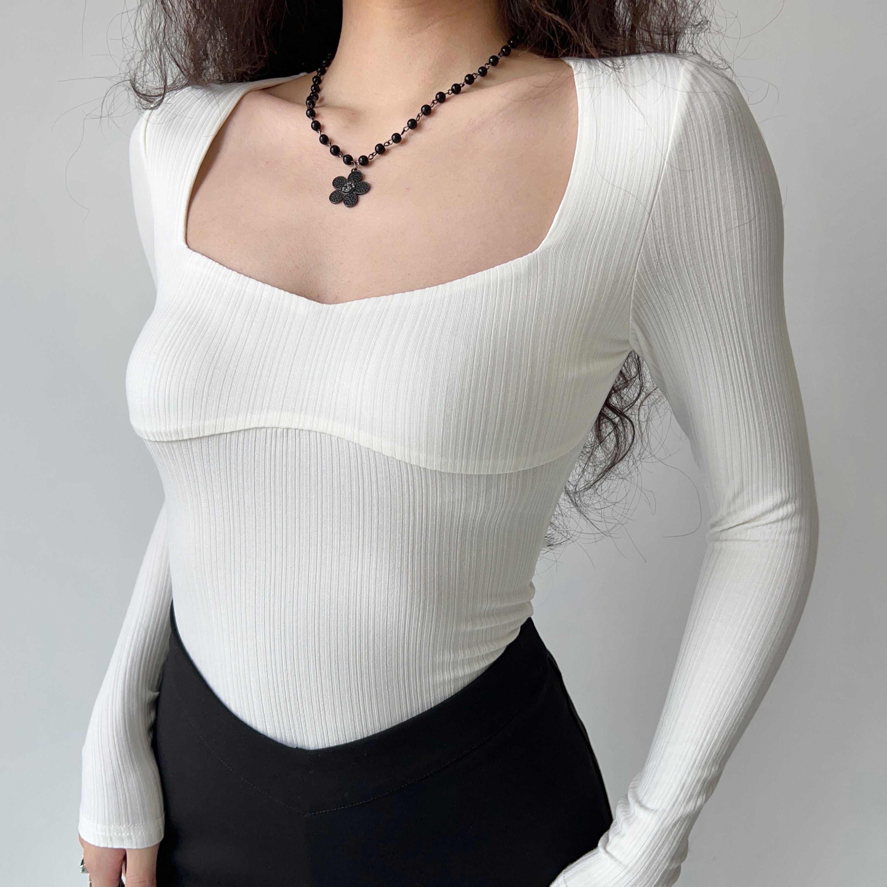 Delicate Sweetheart Longsleeve Top