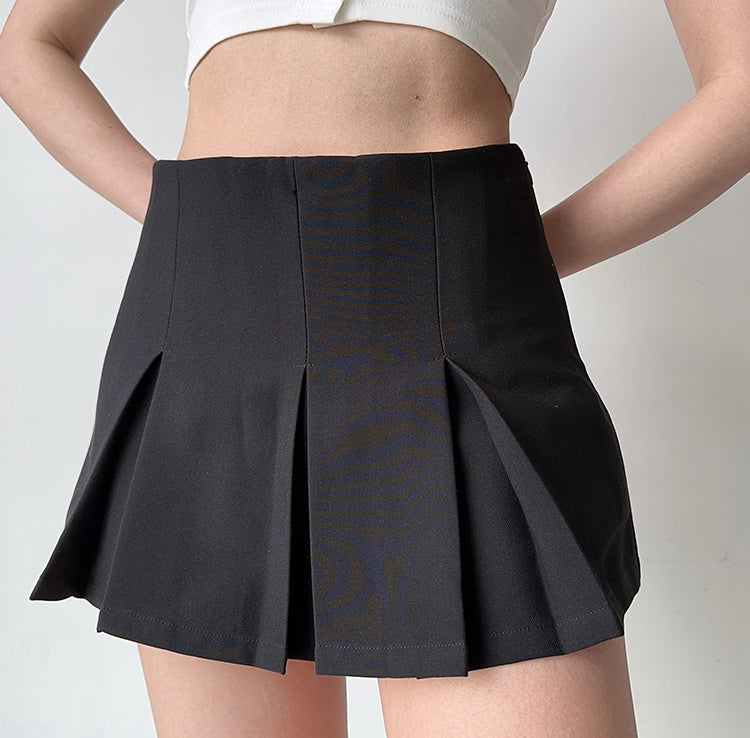 Girl Next Door Pleated Skirt