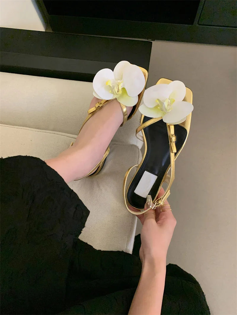 Square Toe Flowers Buckle Strap Shoes
