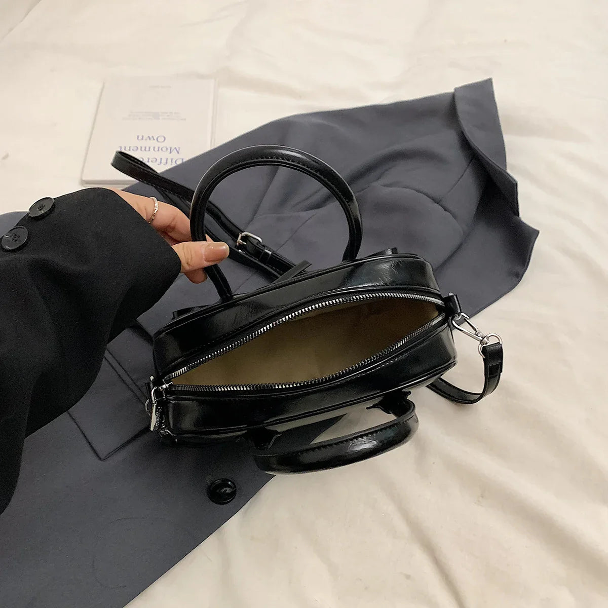 Bow Design Box Top-handle Crossbody Bag