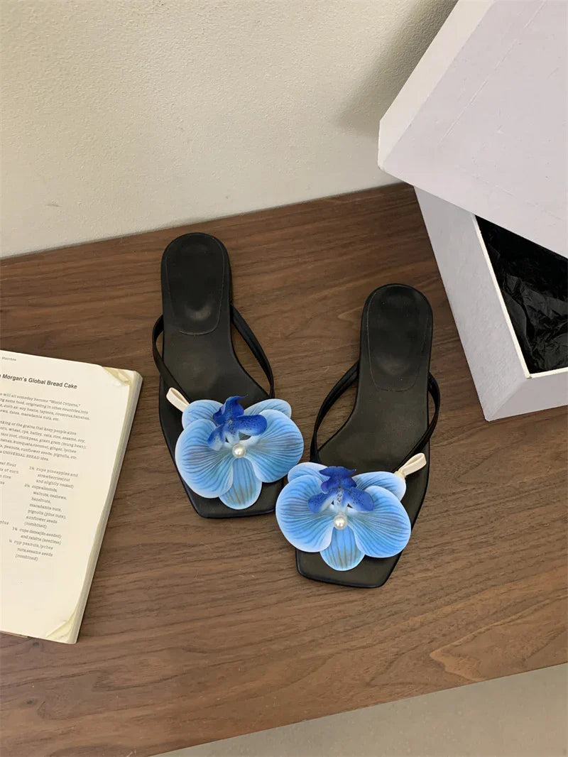 Flowers Clip Toe Women Flat Sandals