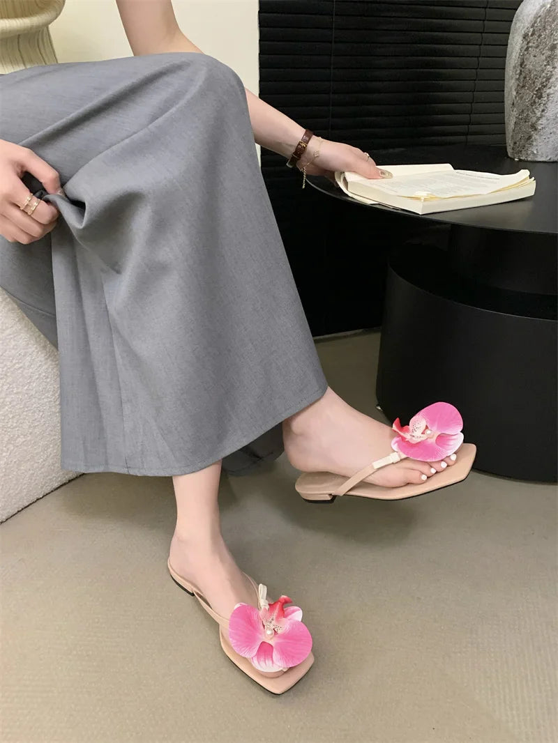Flowers Clip Toe Women Flat Sandals