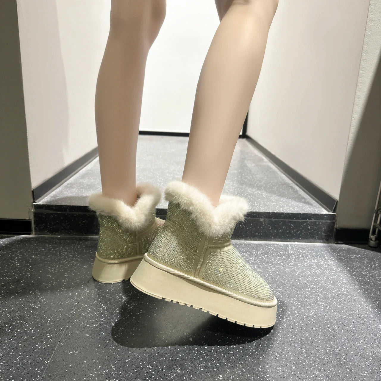 Women's Diamond Pattern Winter Boots with Anti-Slip Soles