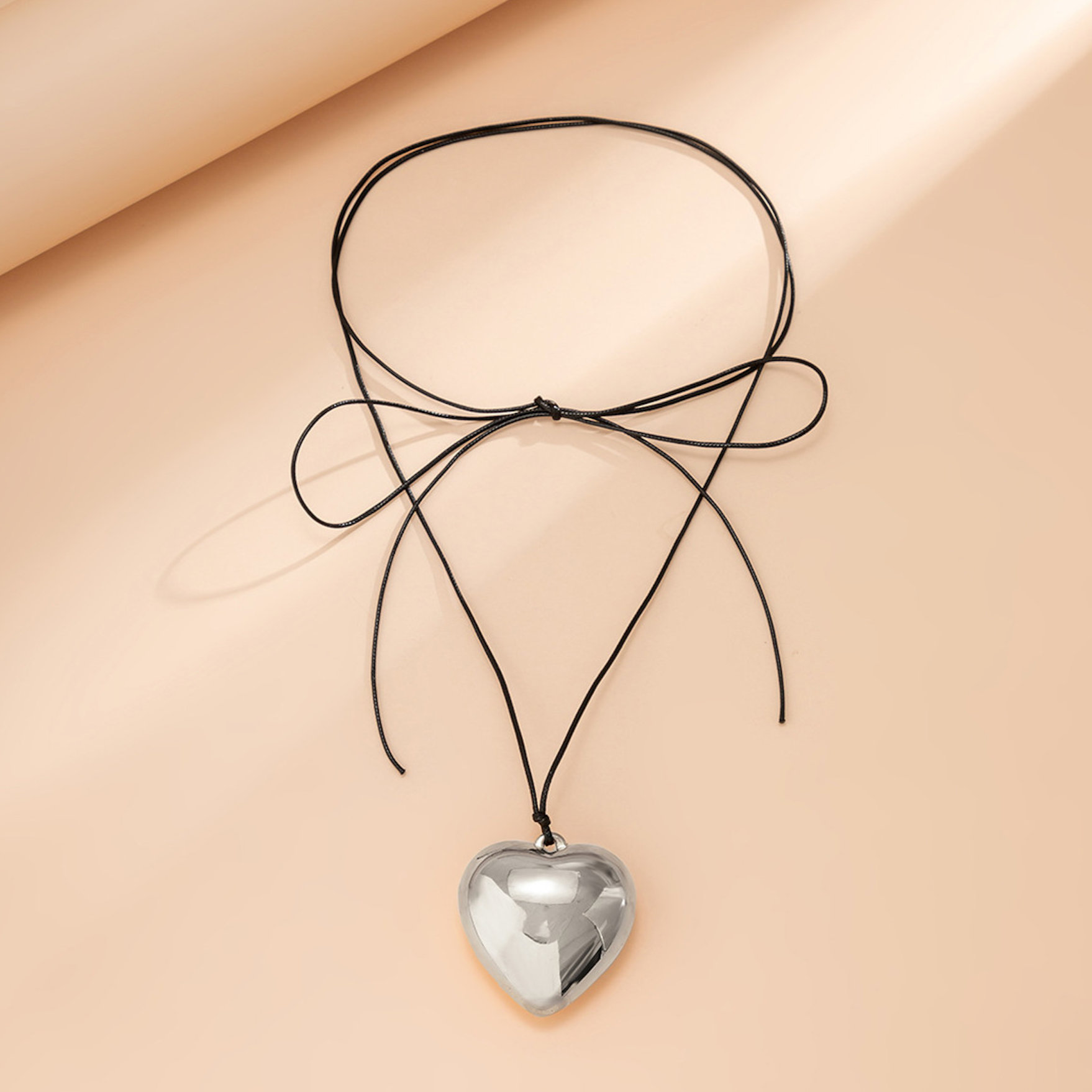 Silver Exaggerated Love Pendant Velvet String Necklace