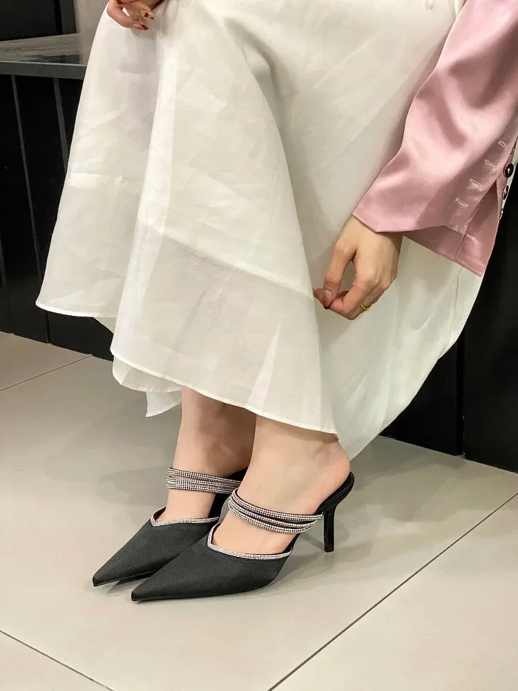 Crystal Narrow Band Pointed Toe Thin Low Heeled Shoes