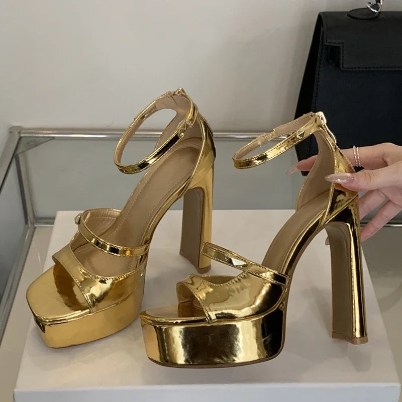 Square Heels Hollow Out Fashion Zipper Shoes