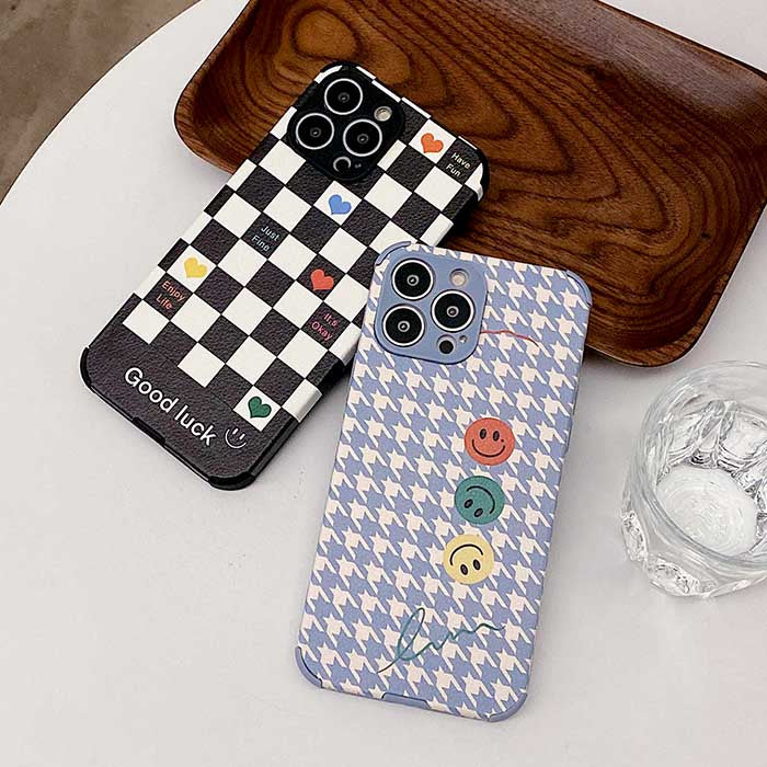 Smiley Houndstooth iPhone Case