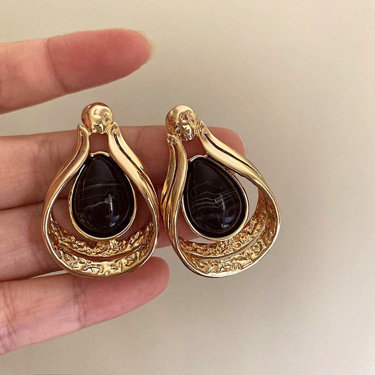 Vintage Aesthetic Black Stone Earrings