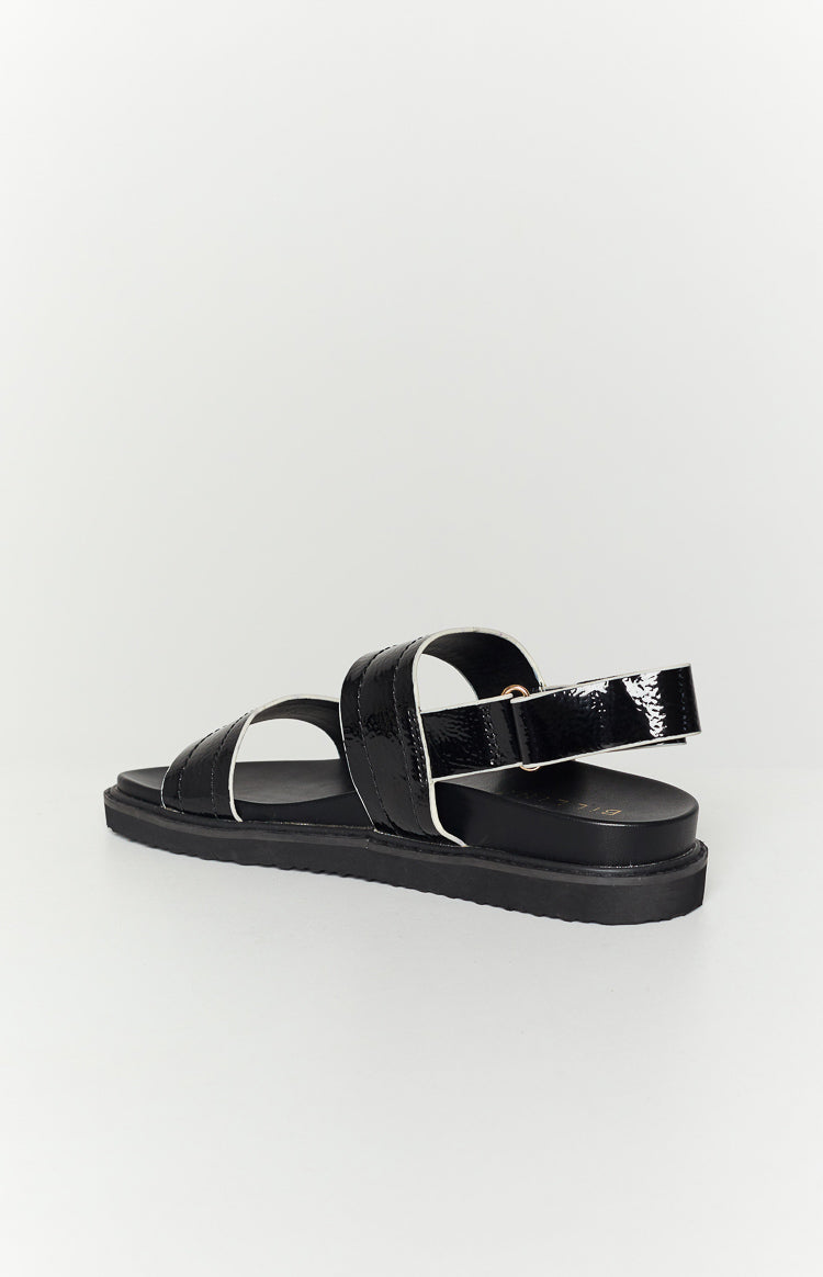 Zyla Black Crinkle Sandal