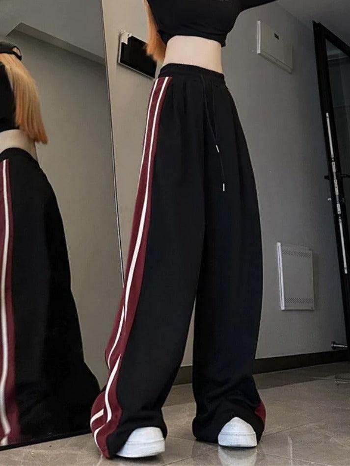 Contrast Side Stripe Baggy Sweatpants