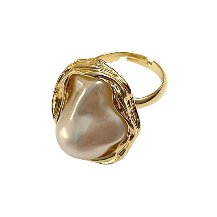 Baroque Aesthetic Pearl Ring