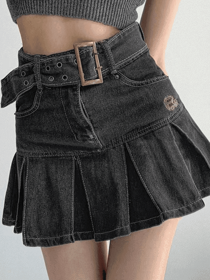 Buckle Belt Pleated Denim Mini Skirt