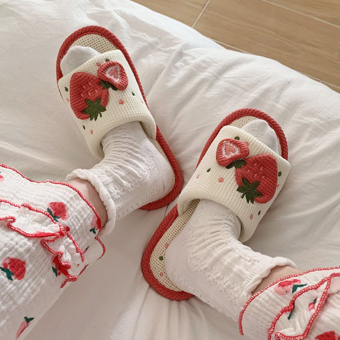 Cute Strawberry Slippers