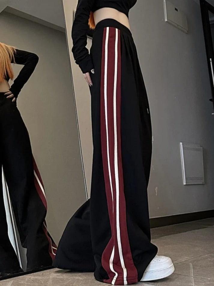 Contrast Side Stripe Baggy Sweatpants