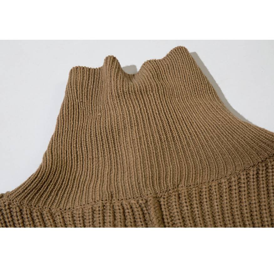 Geometry Label Turtleneck Sweater