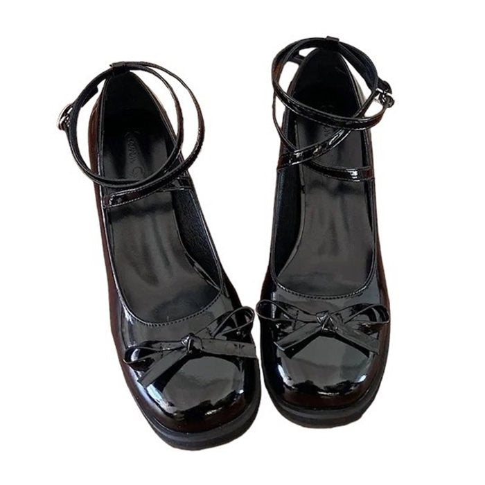 Vintage Style Lacquered Mary Janes