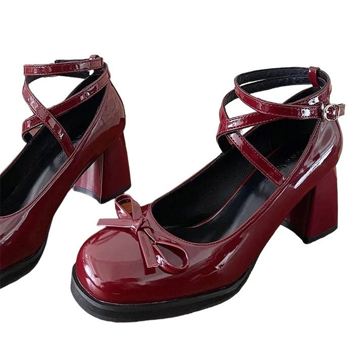 Vintage Style Lacquered Mary Janes